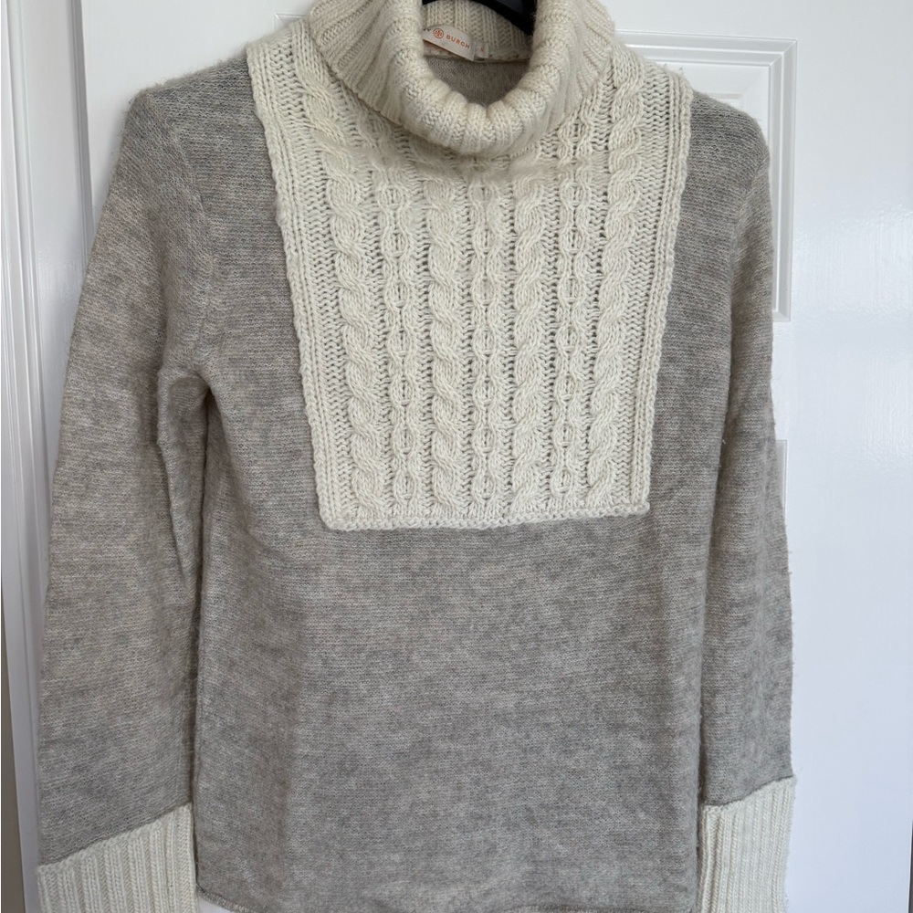 Tory Burch Two-Tone Cable Bib Turtleneck Sweater in Cream and Light Gray